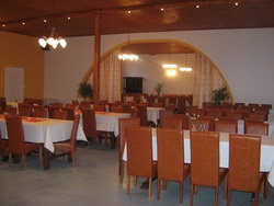 CURTEA VECHE > restaurant cu autoservire > organizari nunti si evenimente speciale, Baia Mare, MM, m2132_5.jpg