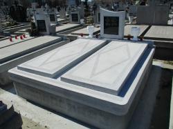 MONUMENTE FUNERARE din beton, mozaic, marmura si granit > FRANK VASILE ZOLTAN I. I, Baia Mare, MM, m5045_4.jpg